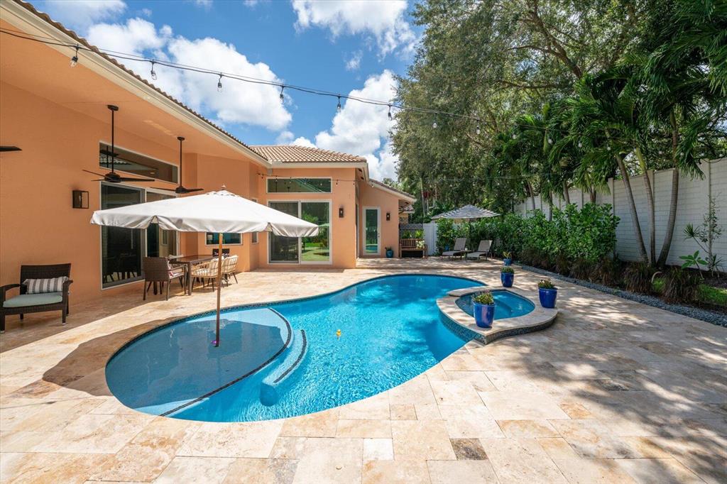 12585 Oak Run Court