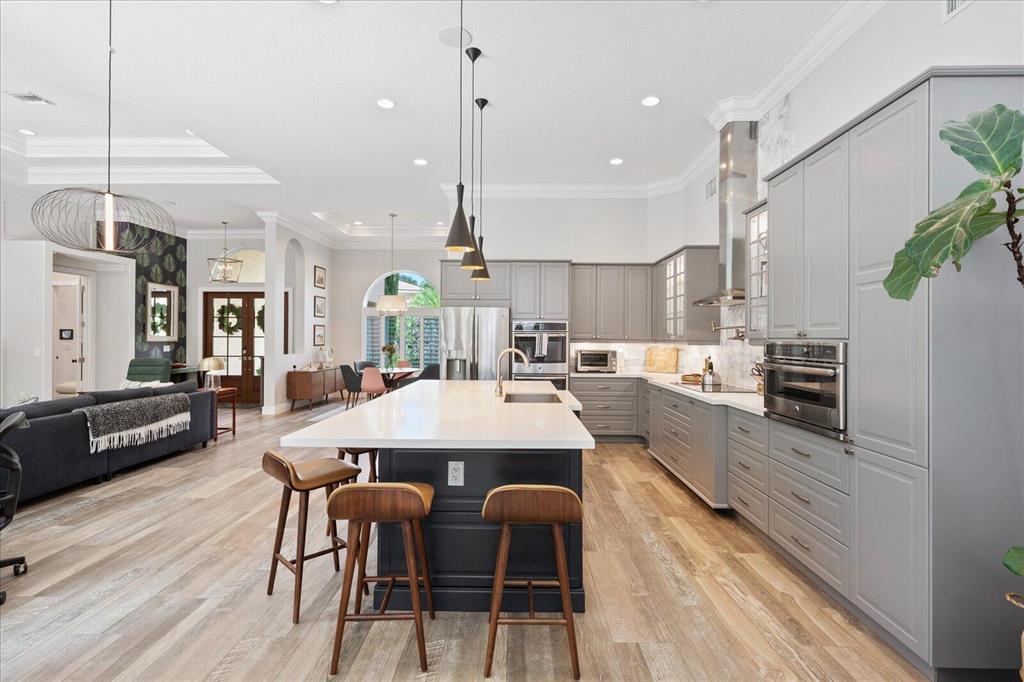 12585 Oak Run Court