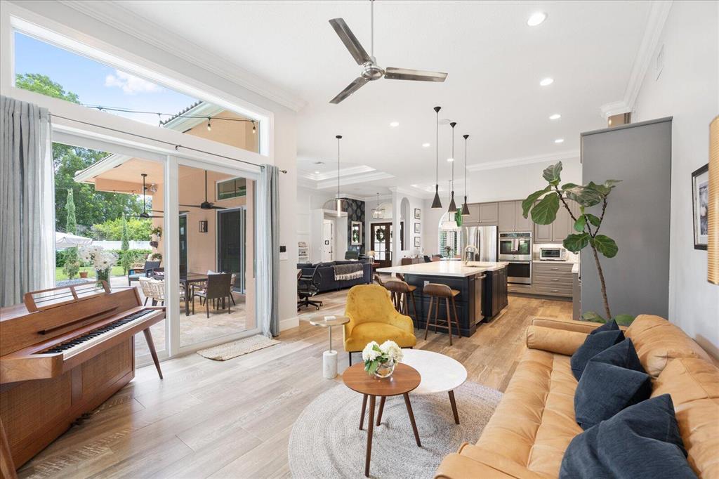 12585 Oak Run Court