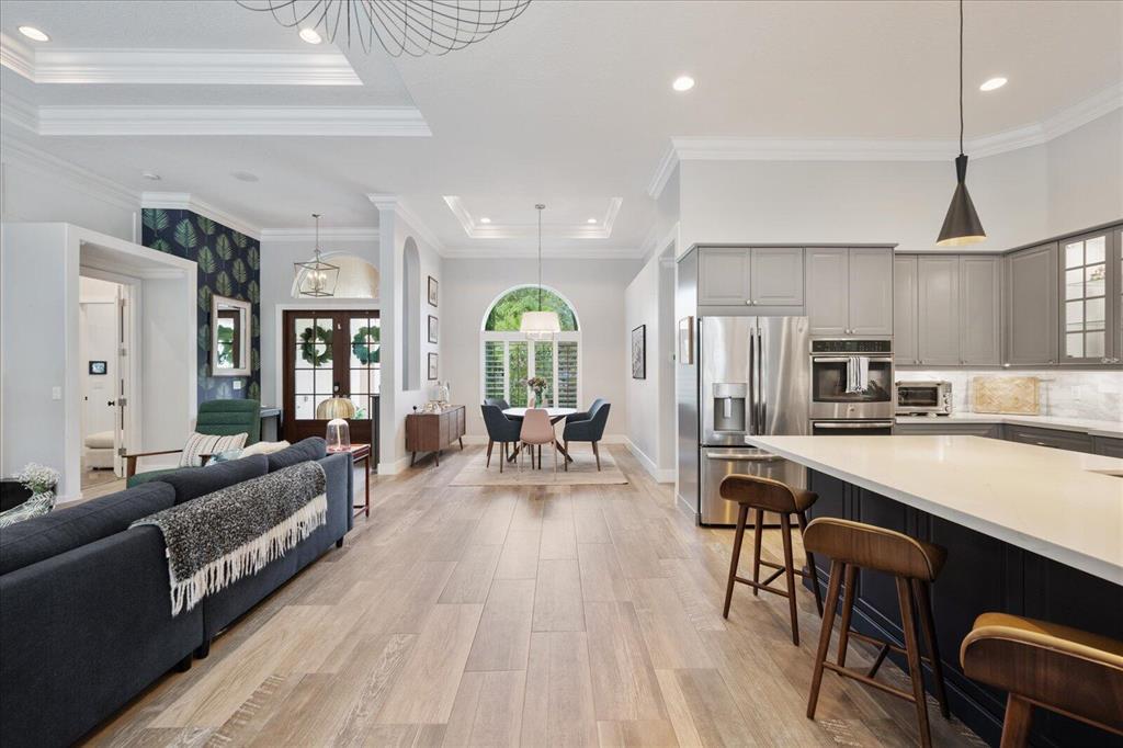 12585 Oak Run Court