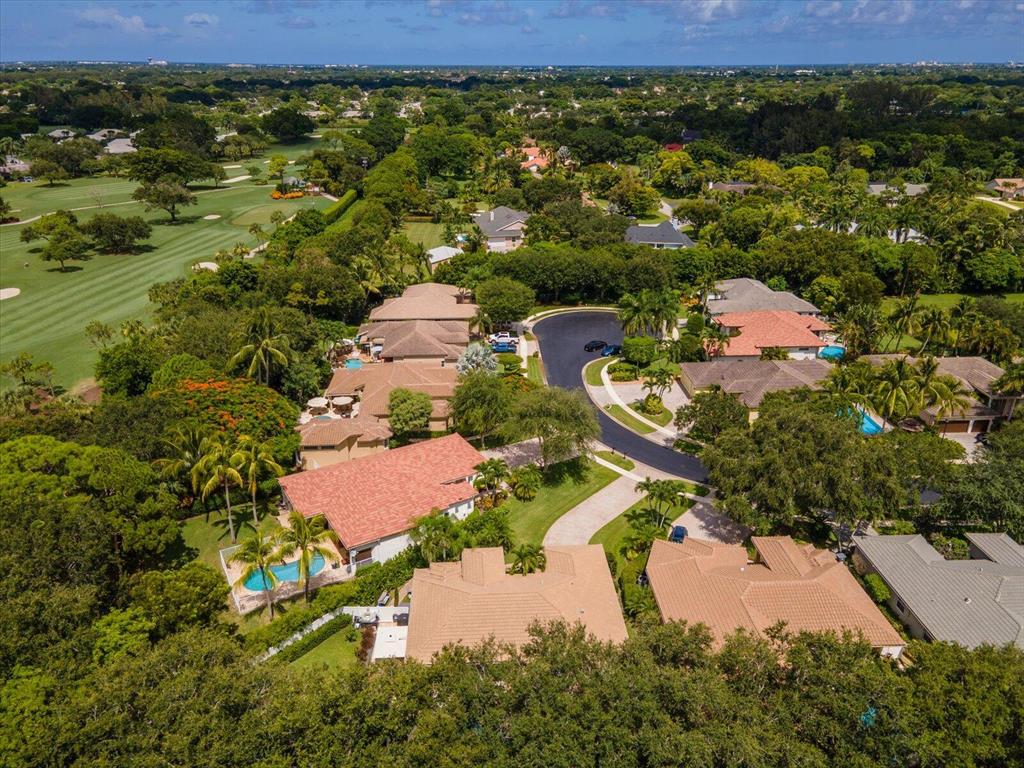 12585 Oak Run Court