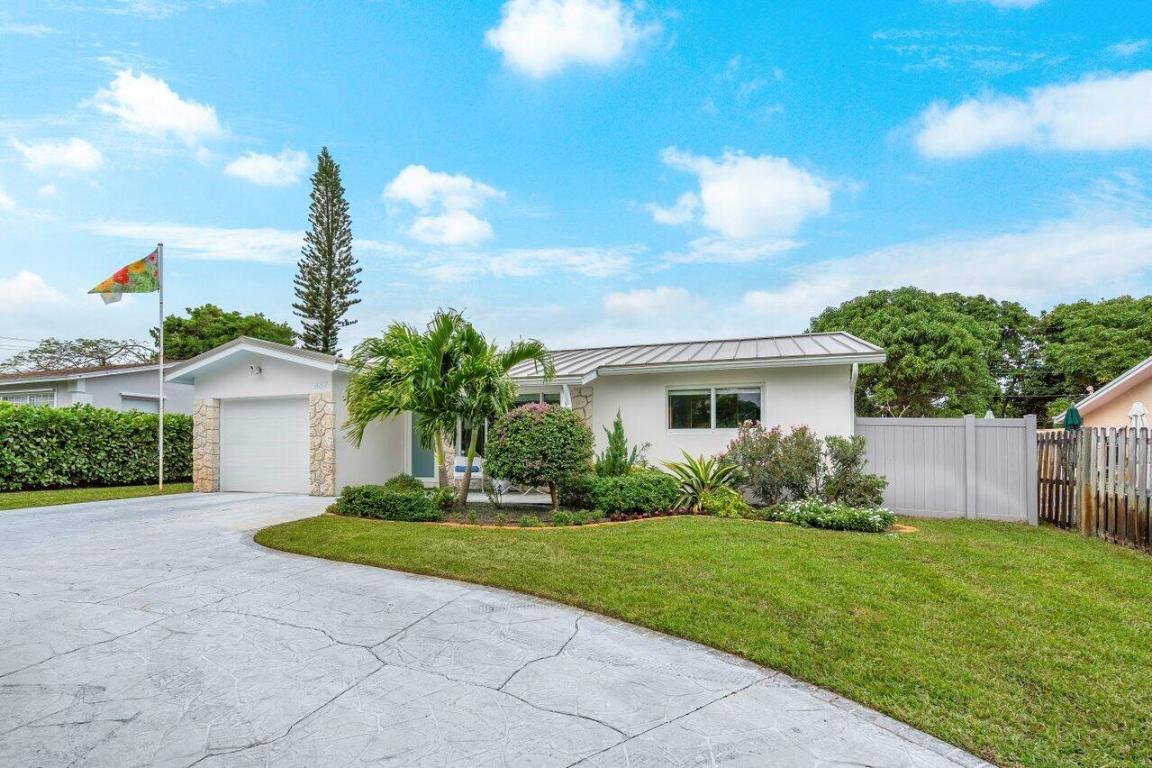 457 SW 4th Avenue