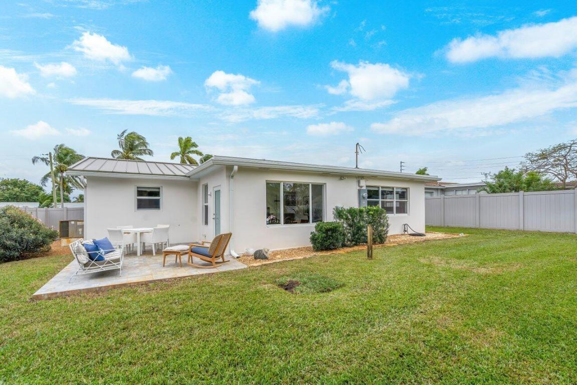 457 SW 4th Avenue