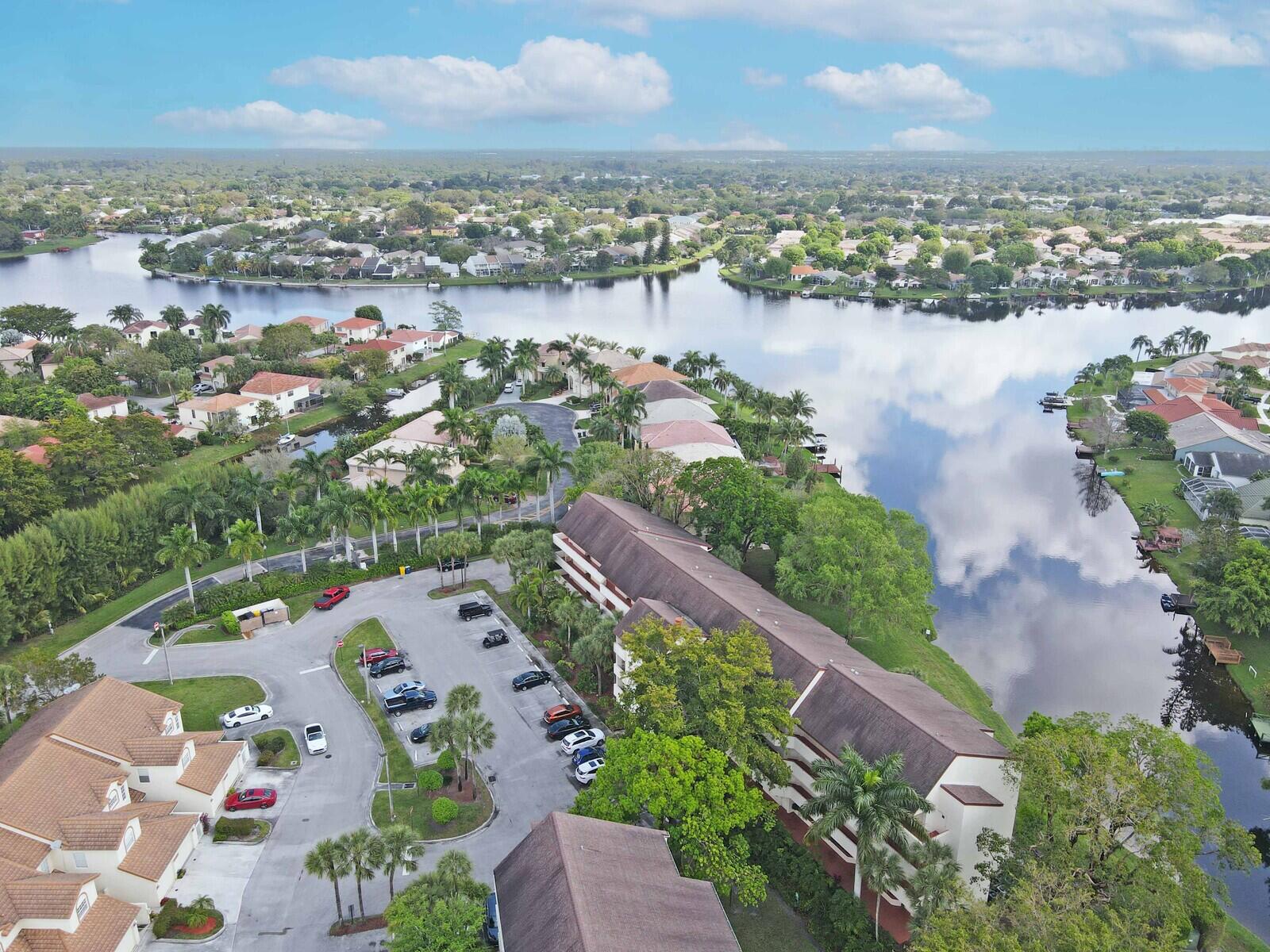 12524 Shoreline Drive 202