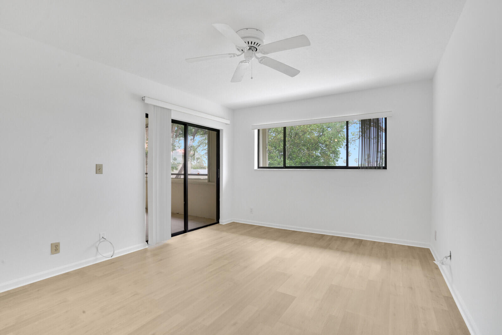 12524 Shoreline Drive 202