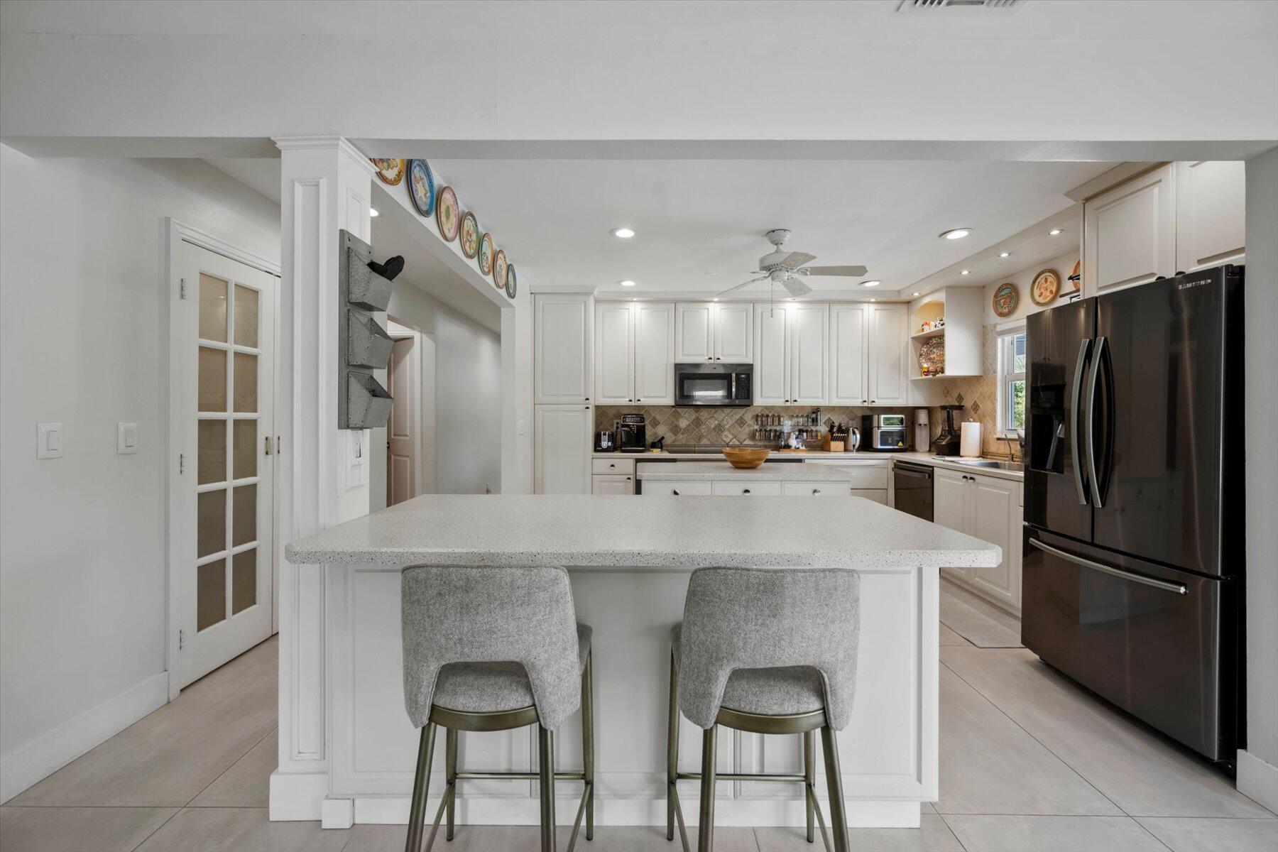 11459 Hawk Hollow