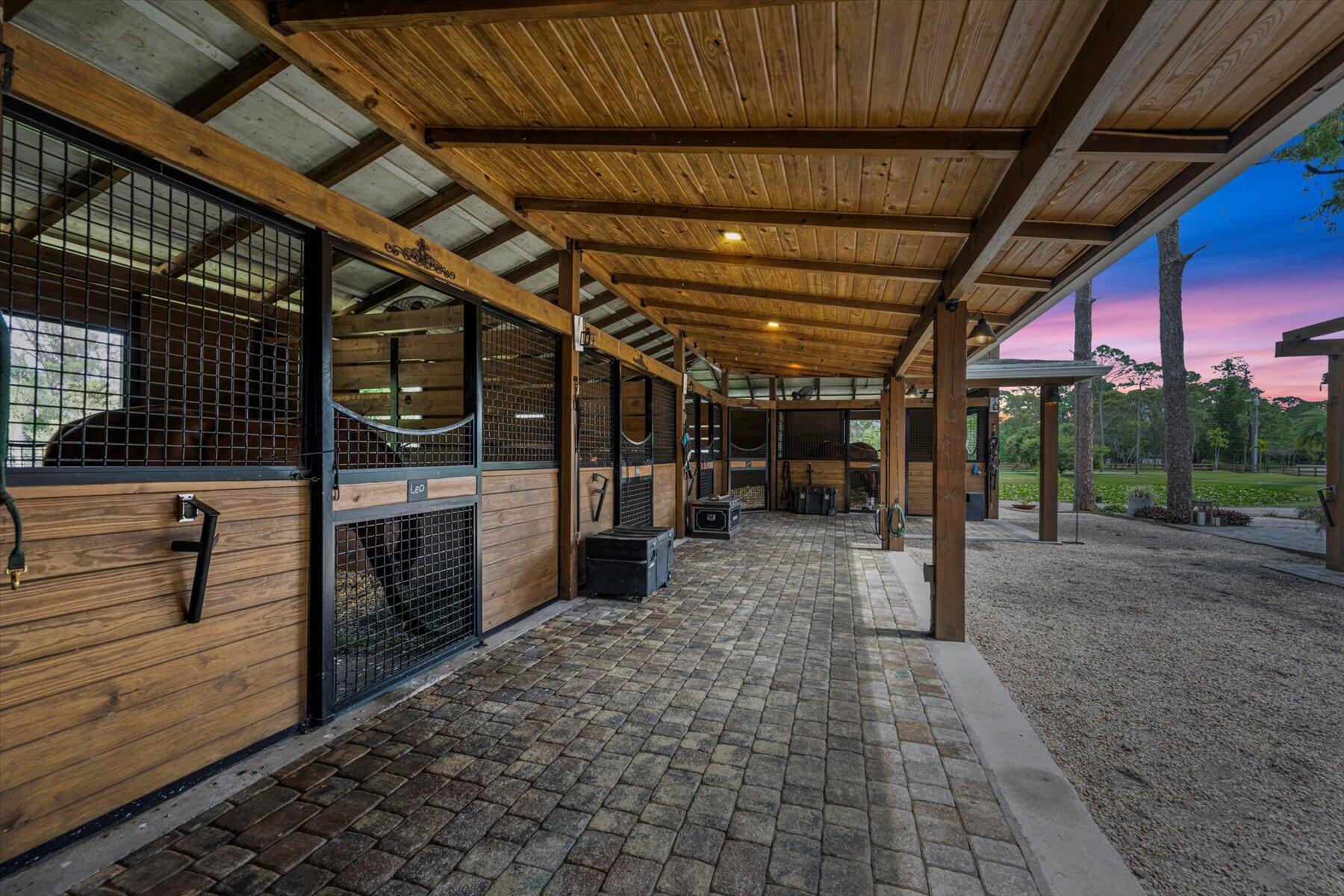11459 Hawk Hollow