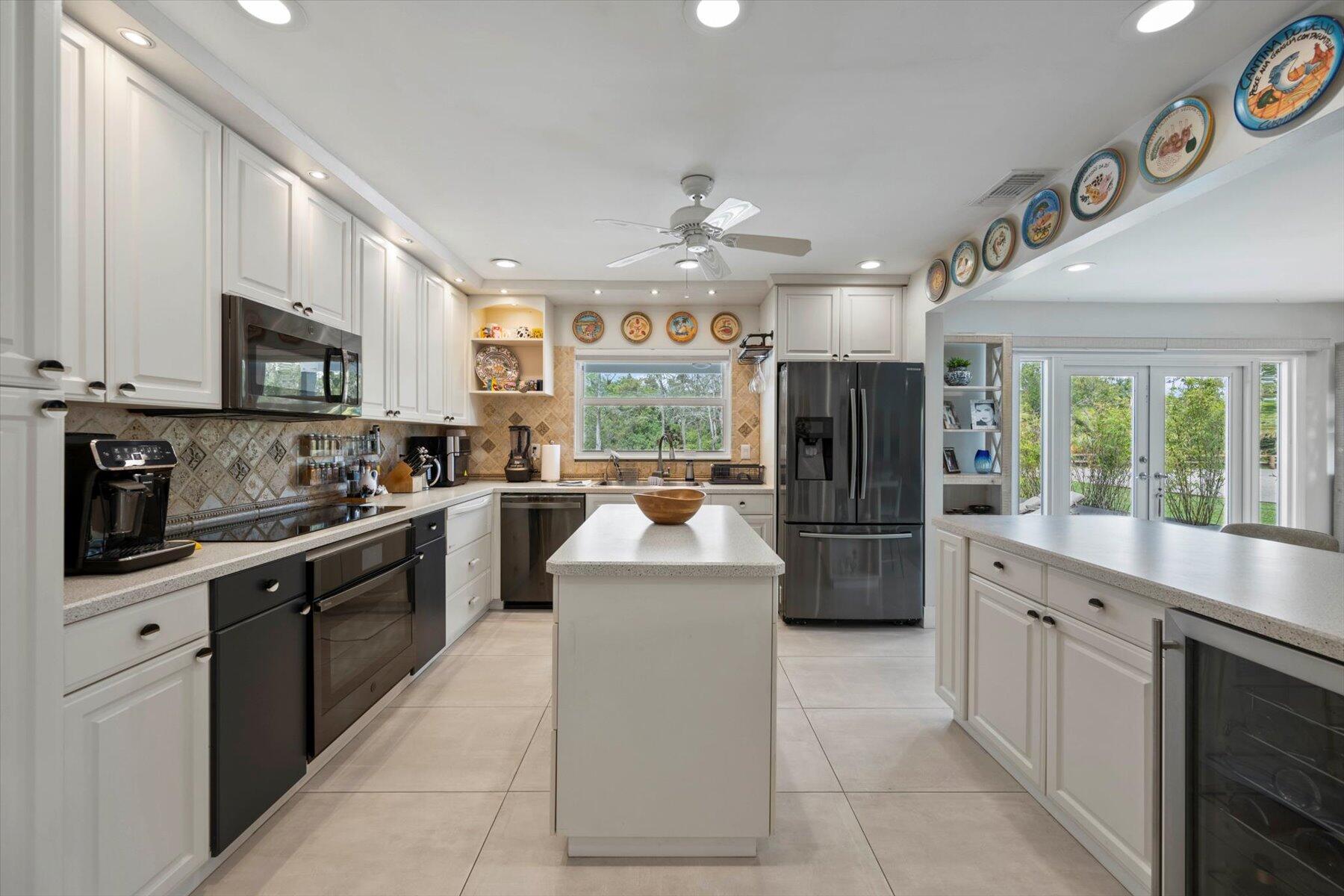 11459 Hawk Hollow