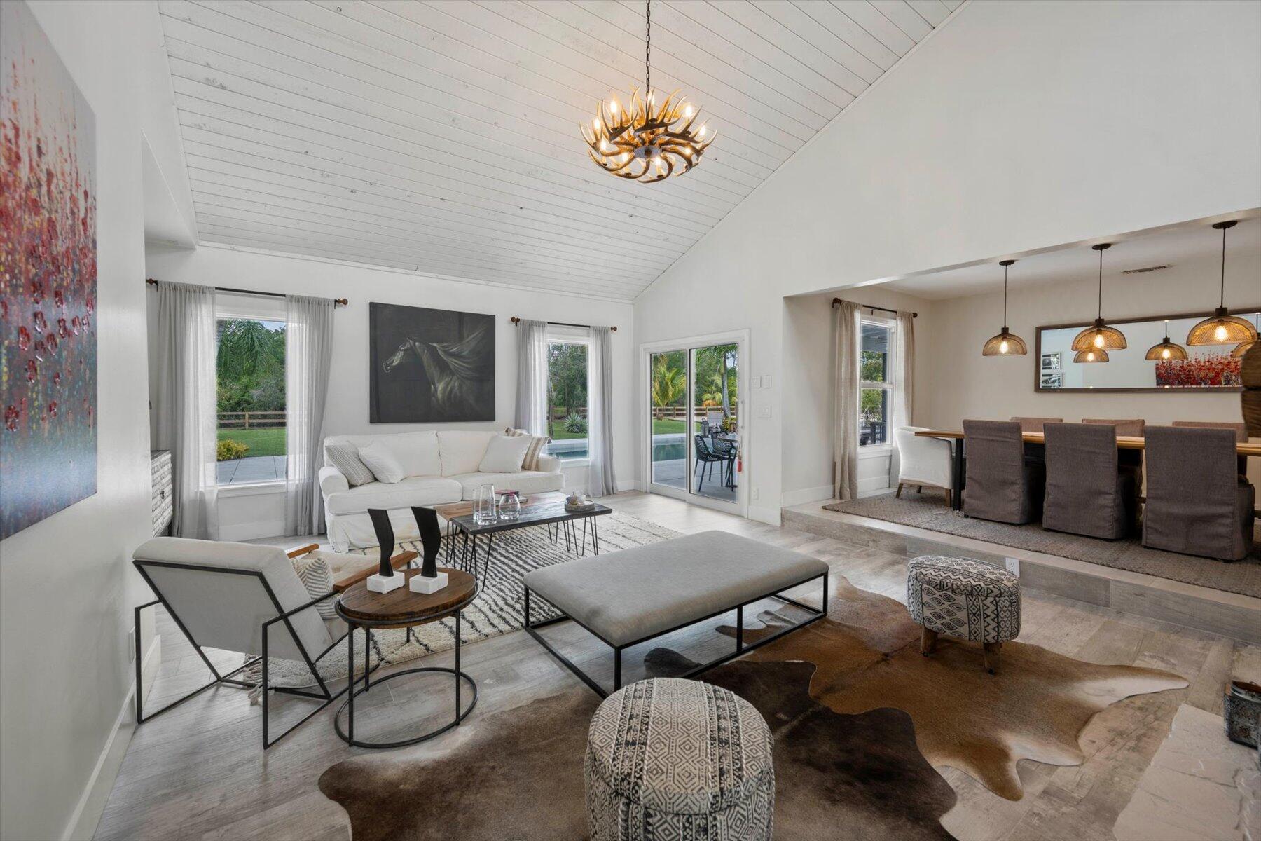 11459 Hawk Hollow
