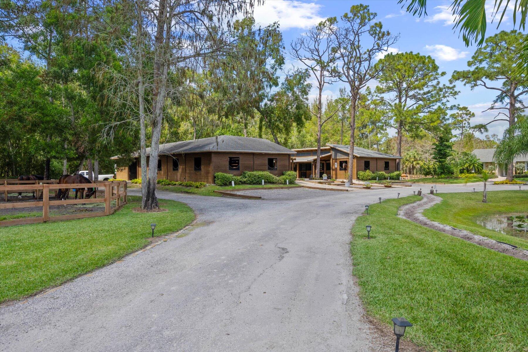 11459 Hawk Hollow