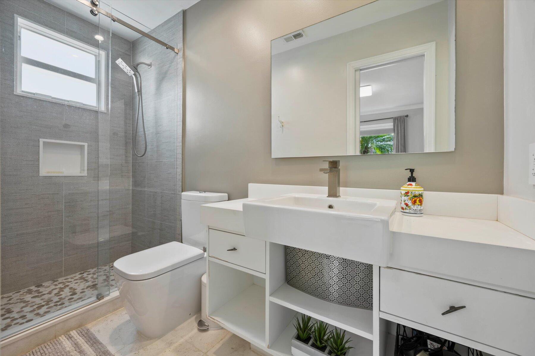 11459 Hawk Hollow