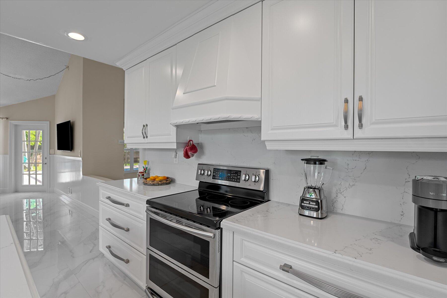 2700 NW 41st Street