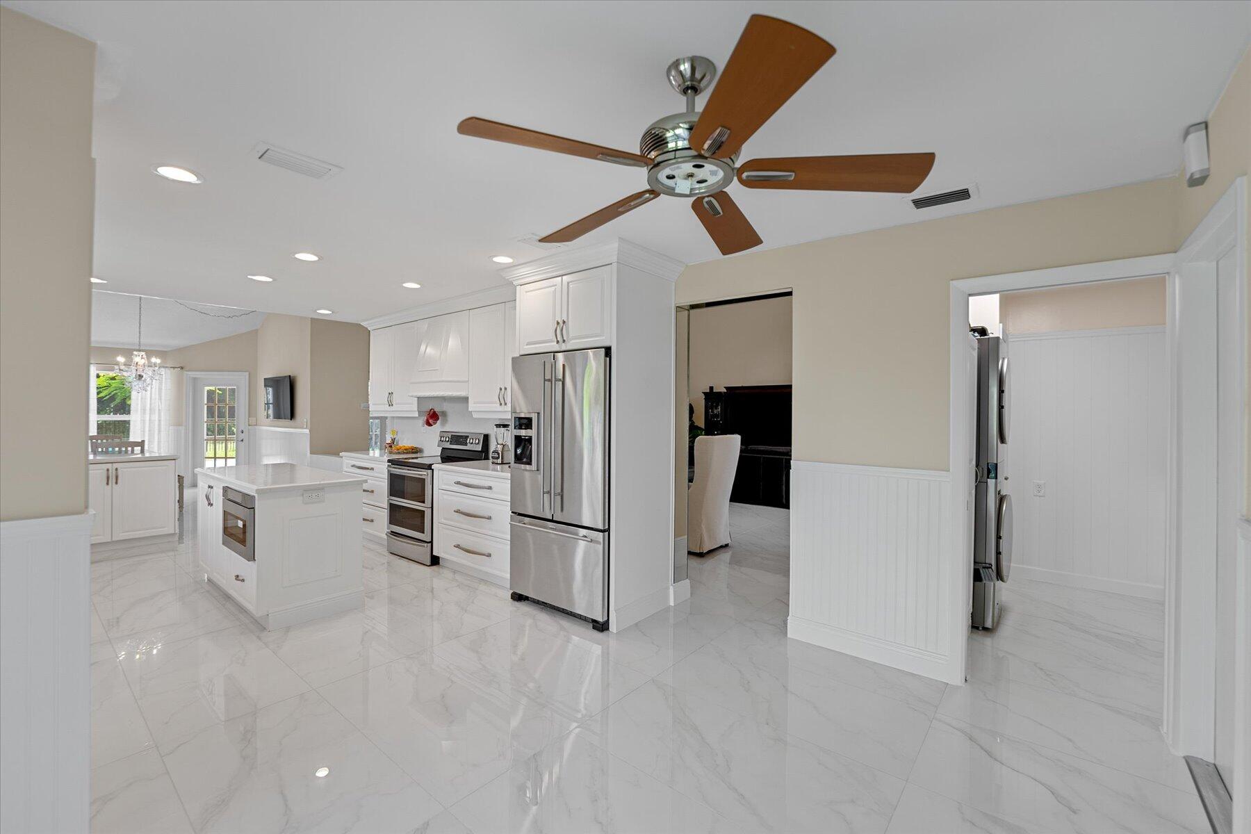 2700 NW 41st Street