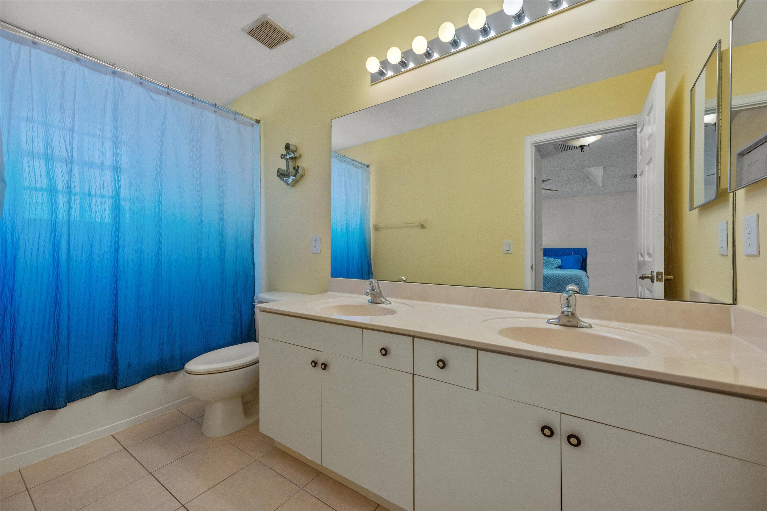 3464 Commodore Court