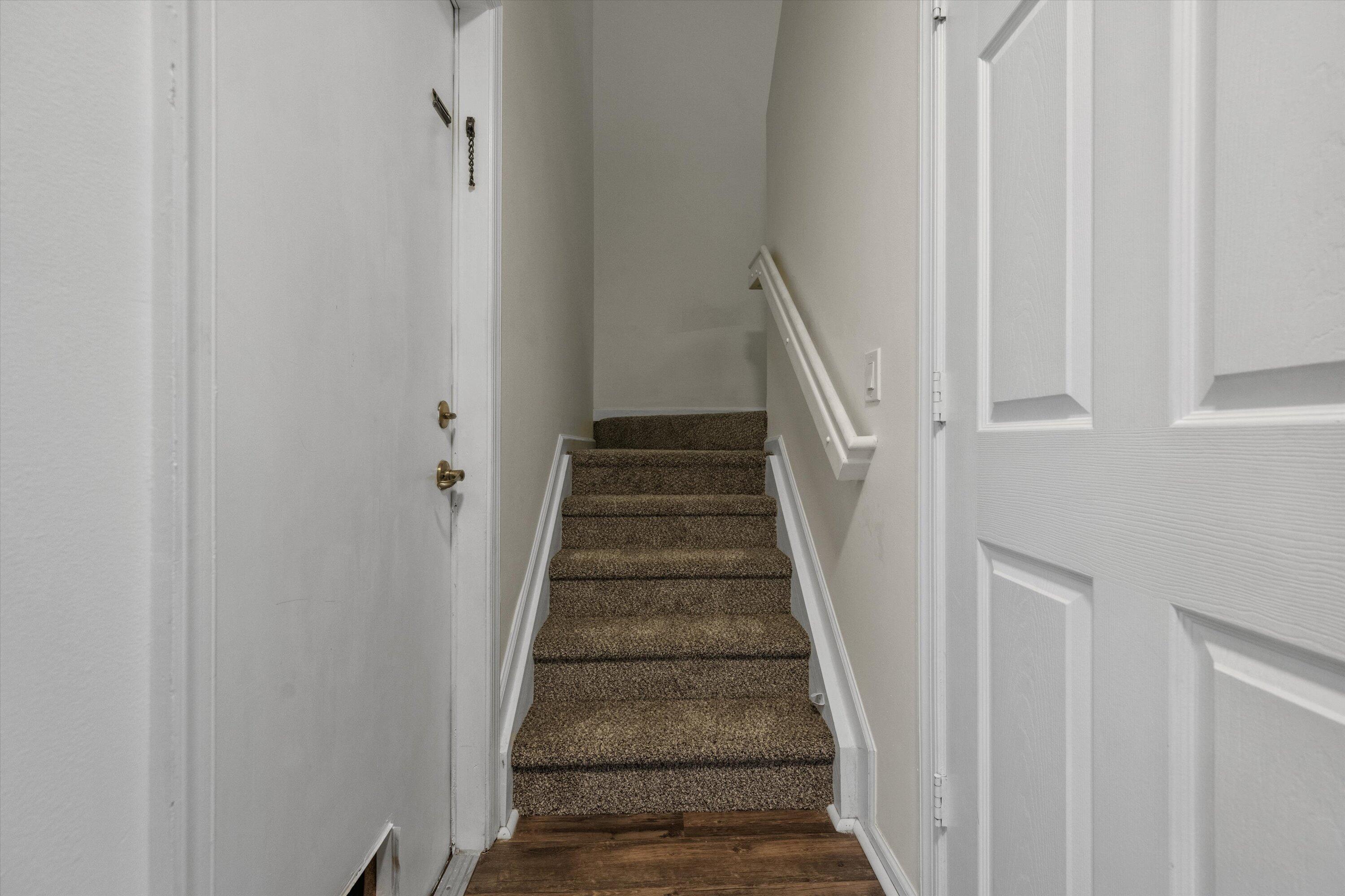 3464 Commodore Court
