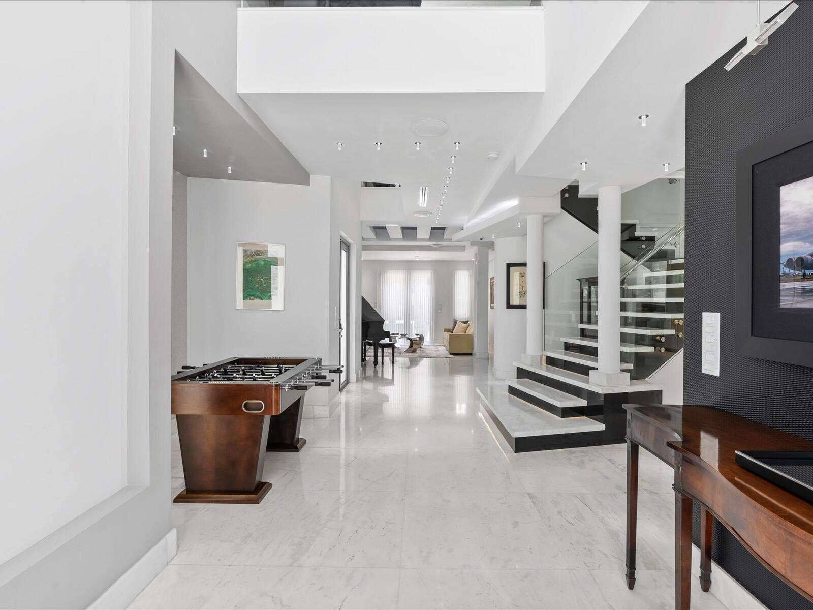 3917 S Le Jeune Road