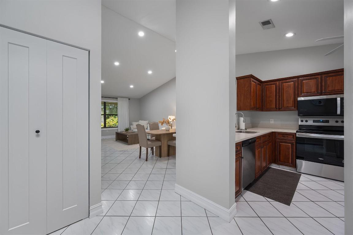 12970 Dartford Trail 4