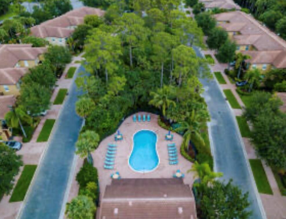 2812 Eagle Rock Circle 902