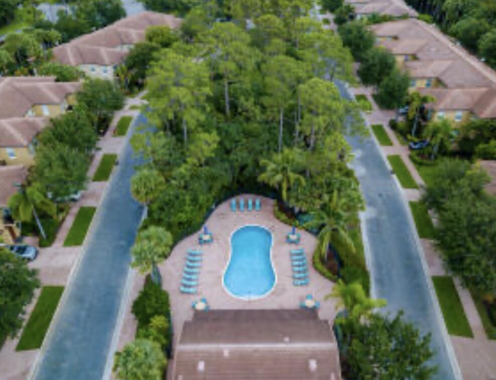 2812 Eagle Rock Circle 902