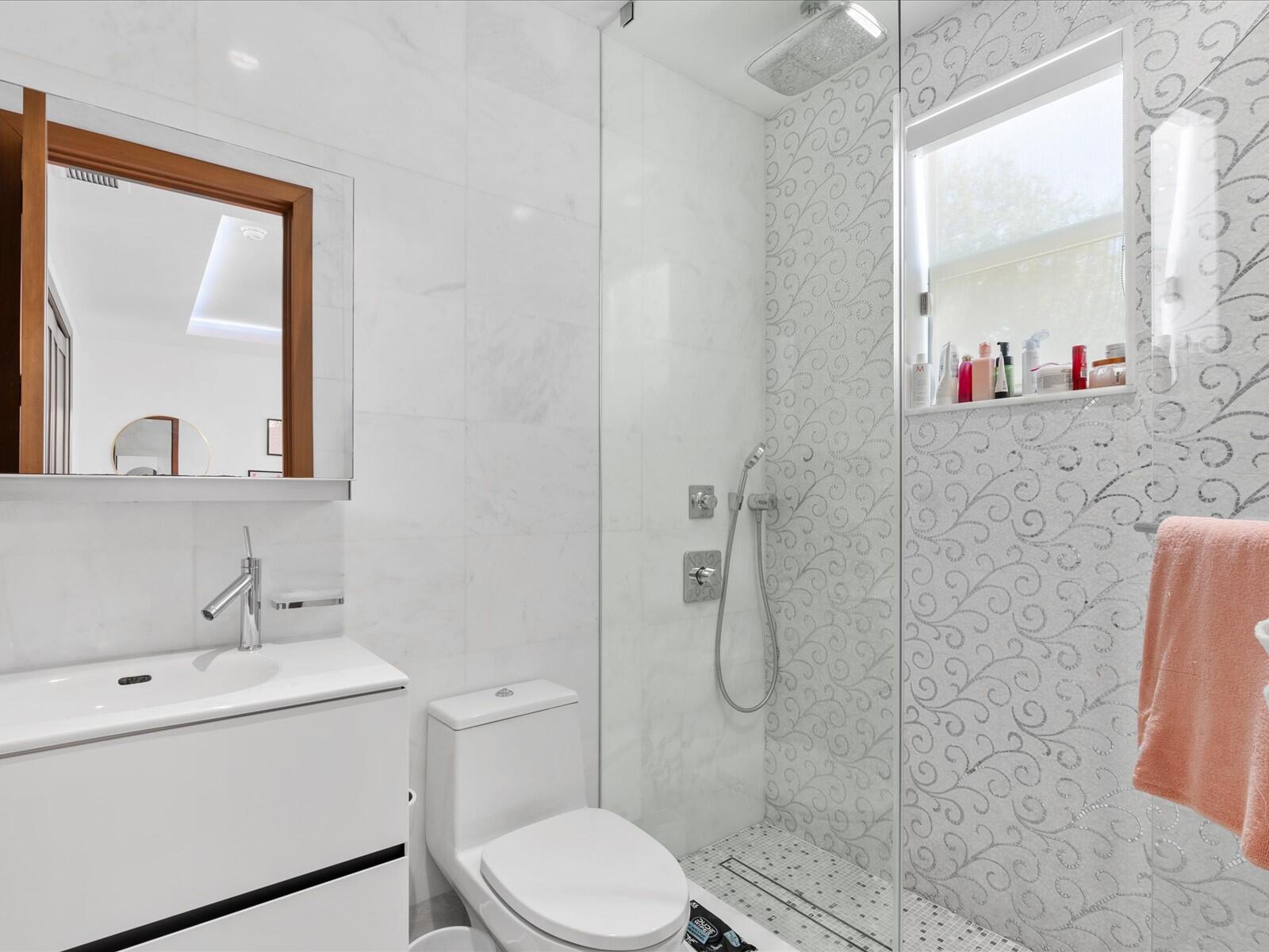 3917 S Le Jeune Road