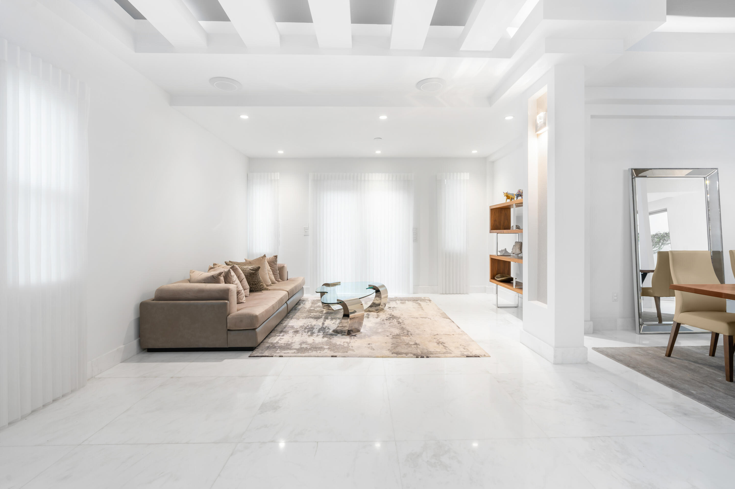 3917 S Le Jeune Road