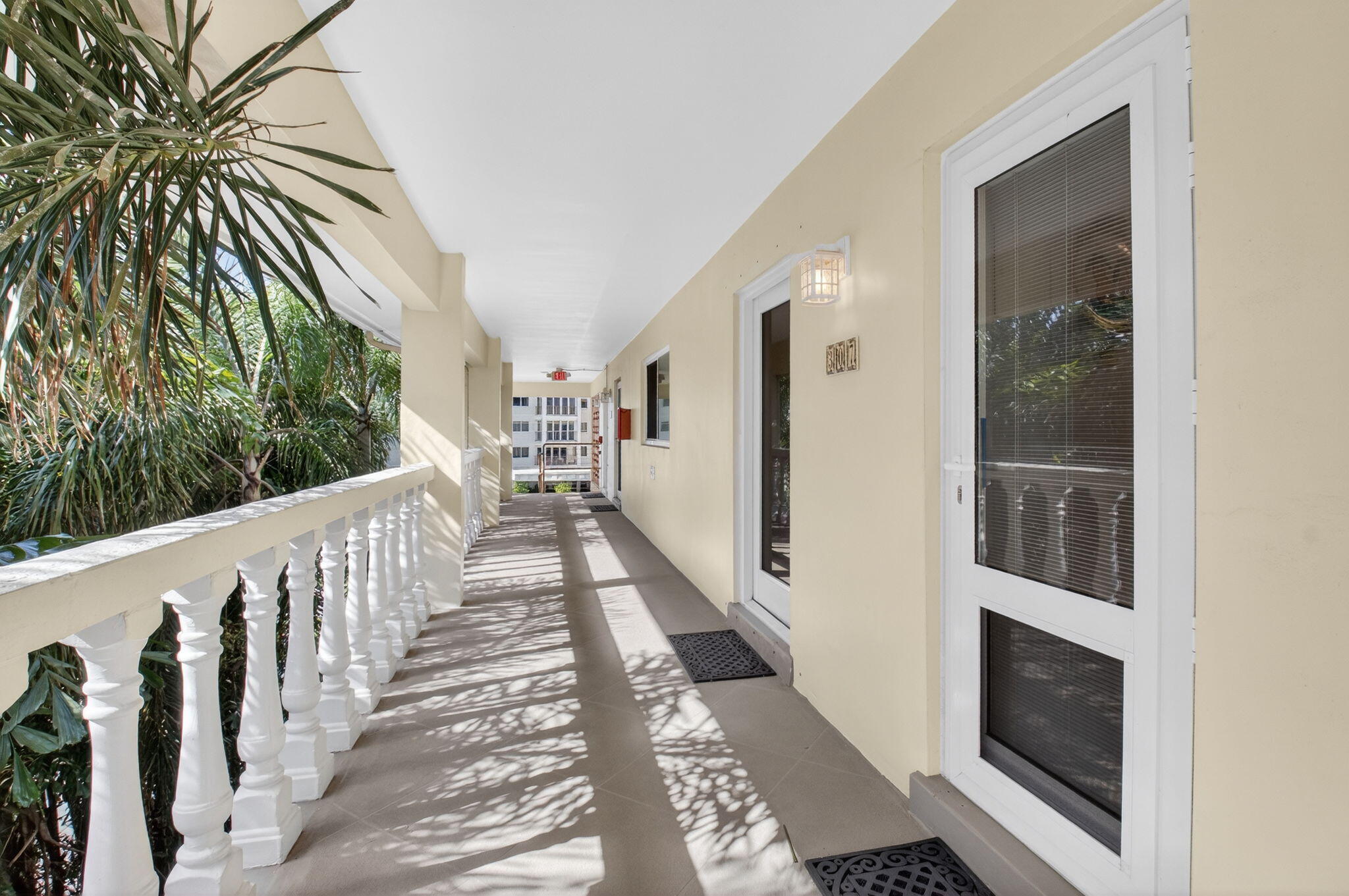 80 Venetian Drive 307s