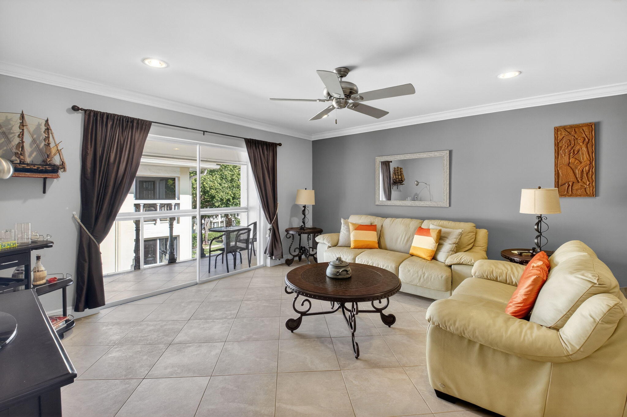 80 Venetian Drive 307s