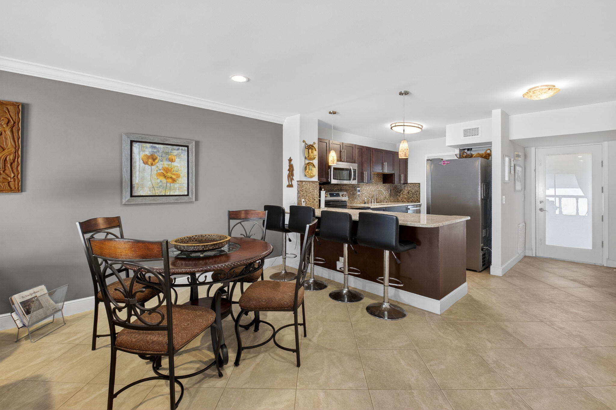 80 Venetian Drive 307s