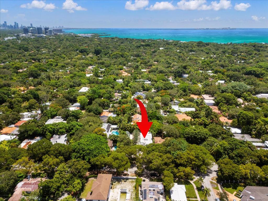 3917 S Le Jeune Road