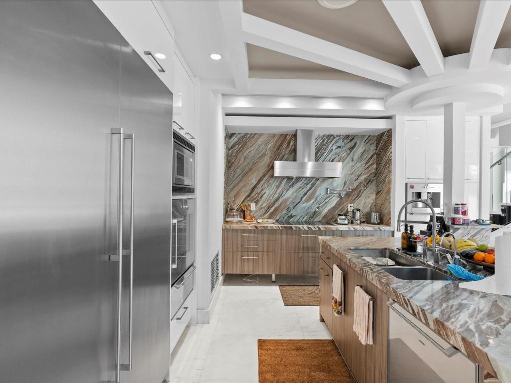 3917 S Le Jeune Road