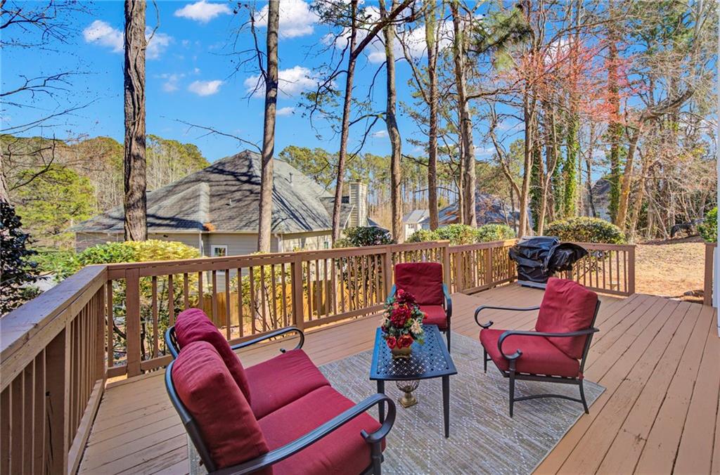 208 Five Iron Court NW