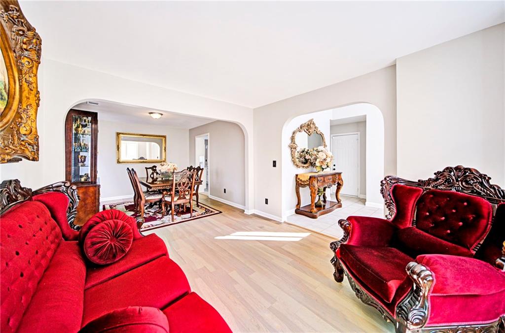 208 Five Iron Court NW
