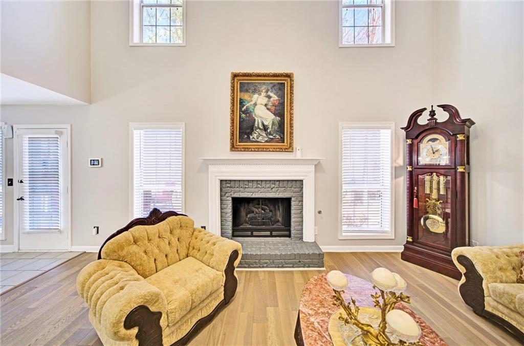 208 Five Iron Court NW