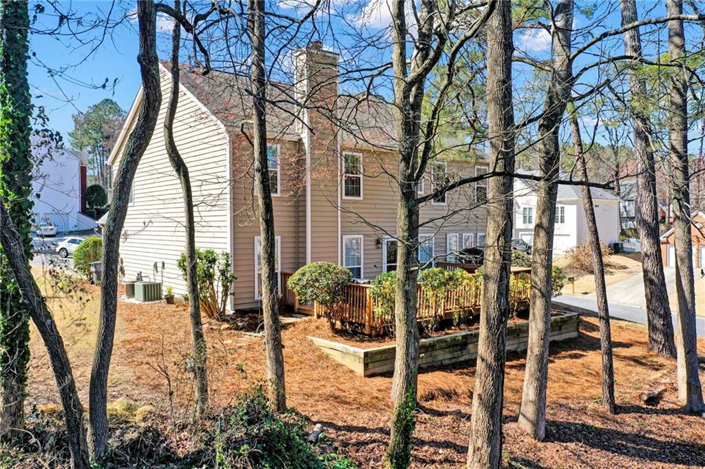 208 Five Iron Court NW