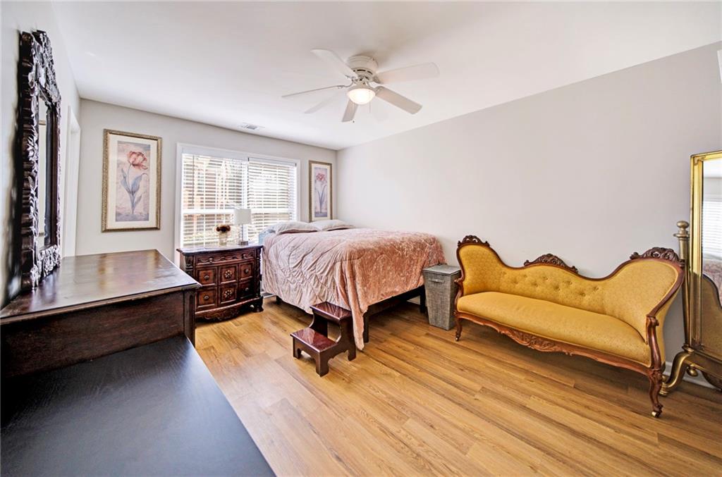 208 Five Iron Court NW
