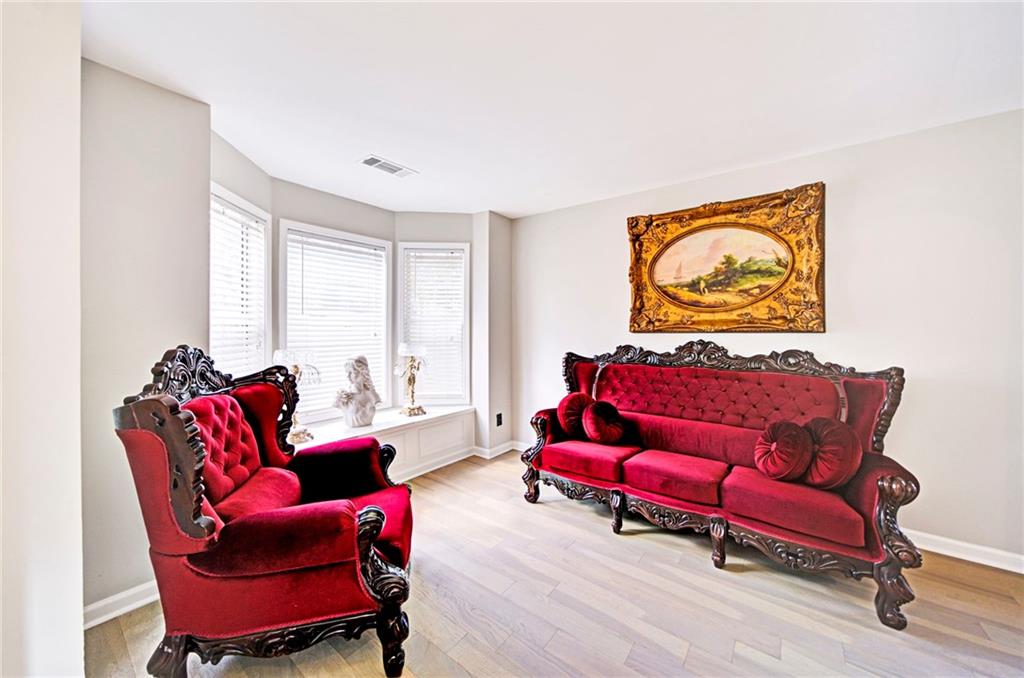 208 Five Iron Court NW