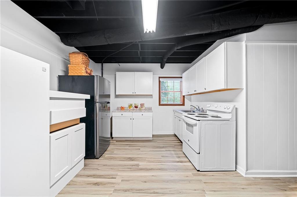 1405 ROPER Road