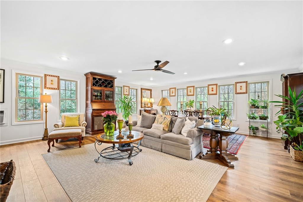 1405 ROPER Road
