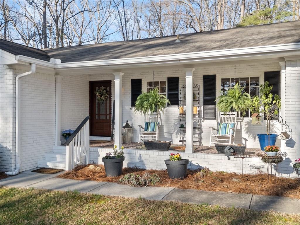 1405 ROPER Road