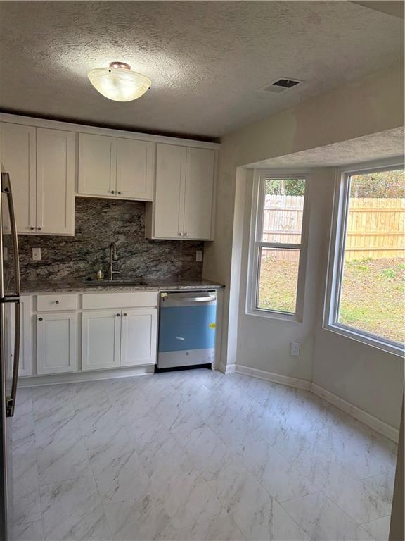 160 Bentley Parkway