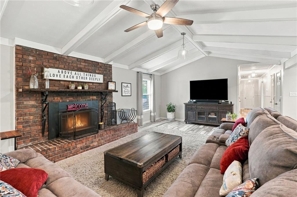 2156 Windsor Drive