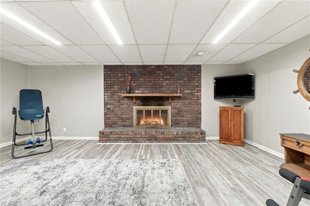 2156 Windsor Drive