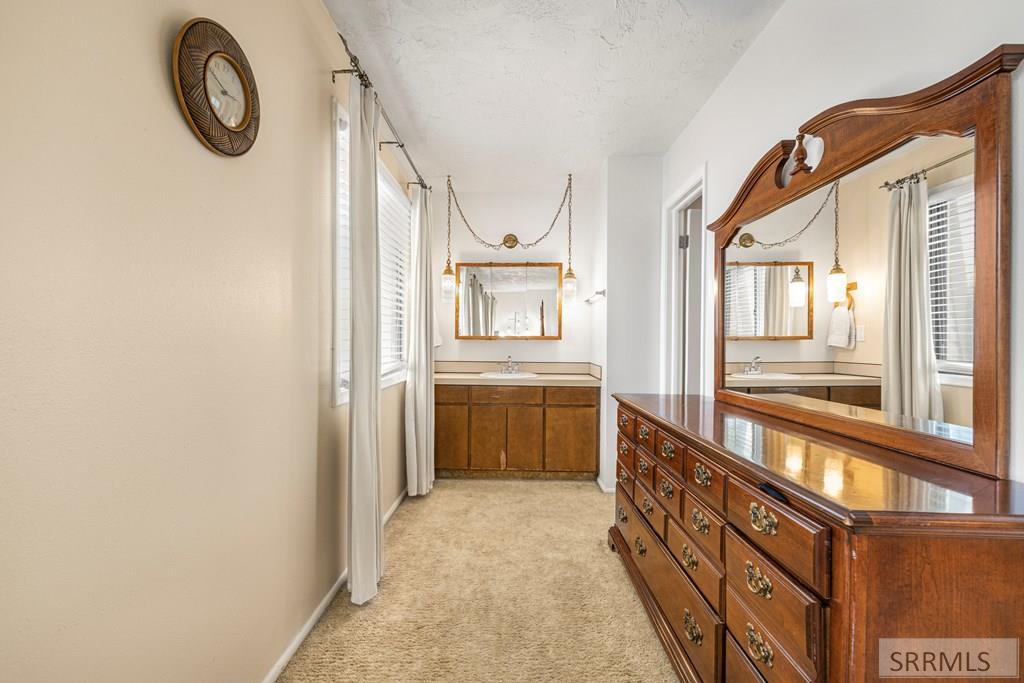 203 Hummingbird Place, Shelley