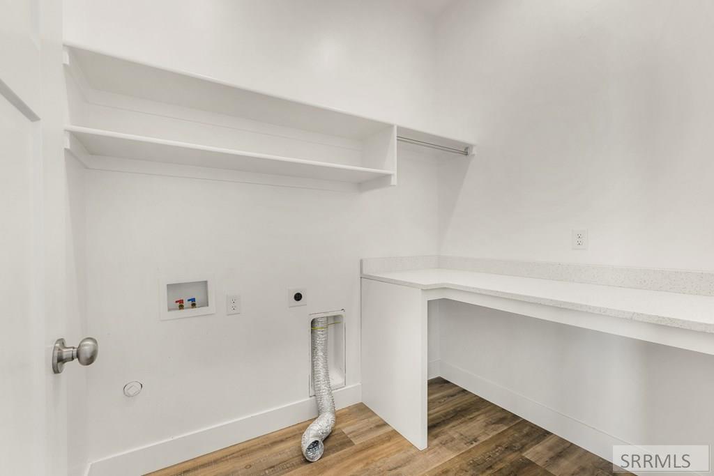 626 W Yarmouth Street