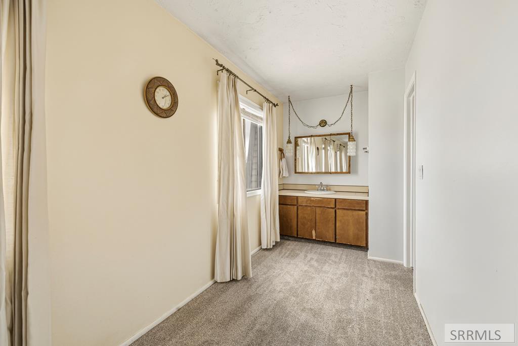 203 Hummingbird Place