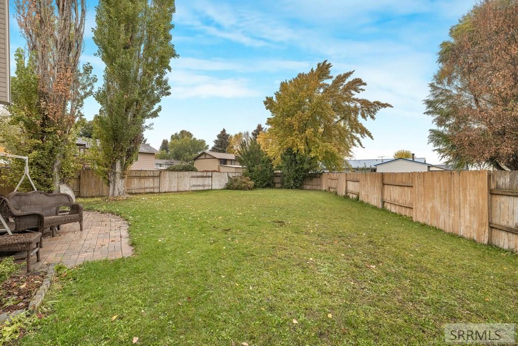 203 Hummingbird Place