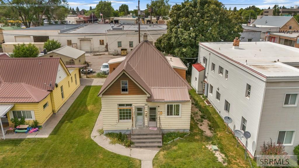 224 S Water Avenue