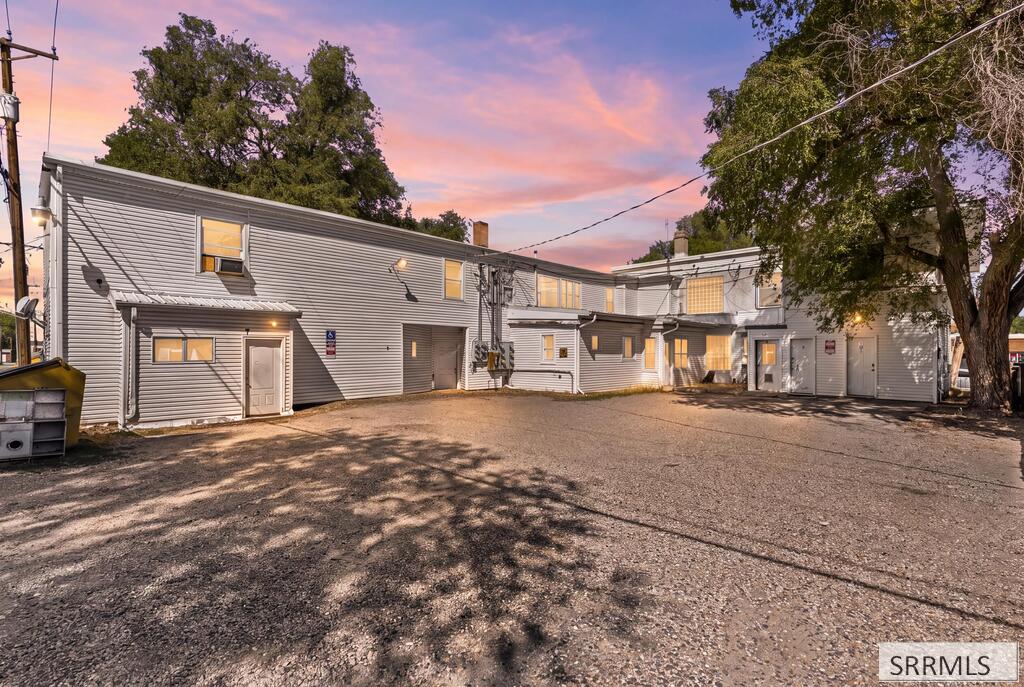 280 1st Street