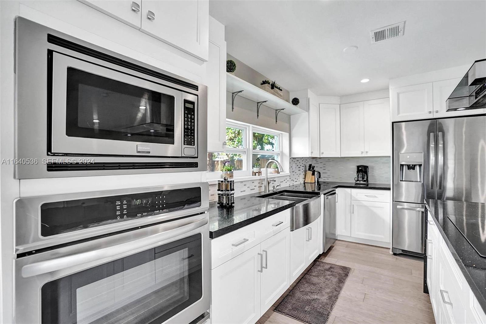 1105 SE 4th Court