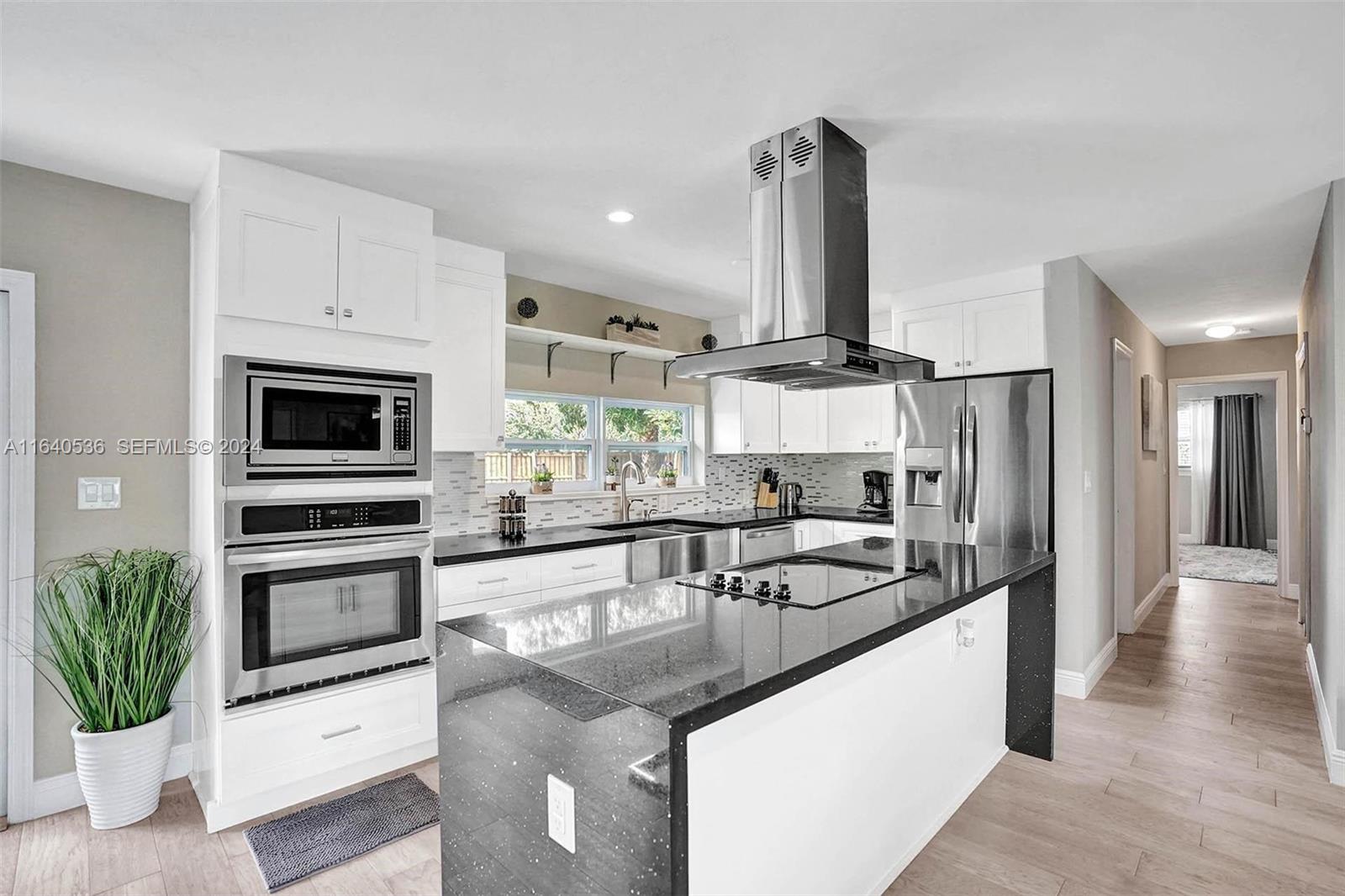 1105 SE 4th Court